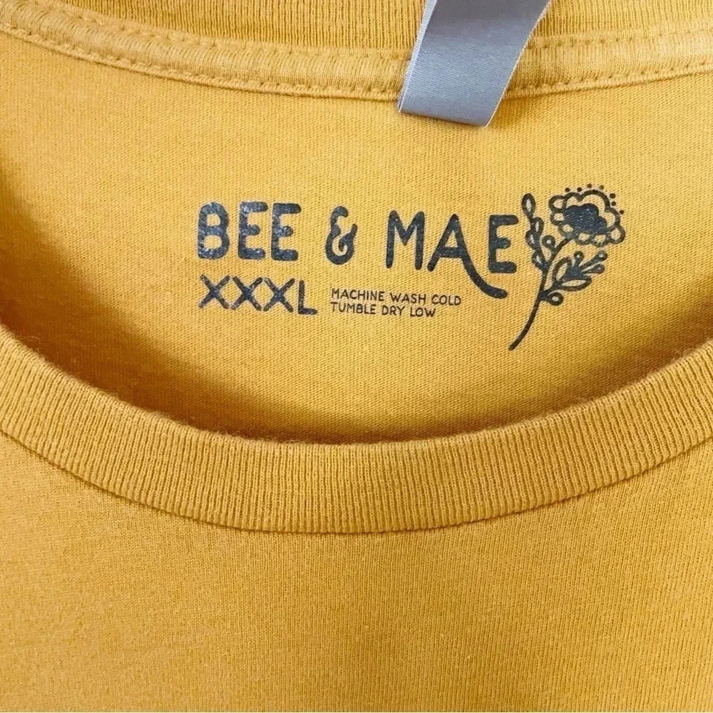 Bee & Mae Women’s Short Sleeve Crewneck Printed “Damn Good Mother” Tee Size XXL - Picture 3 of 4